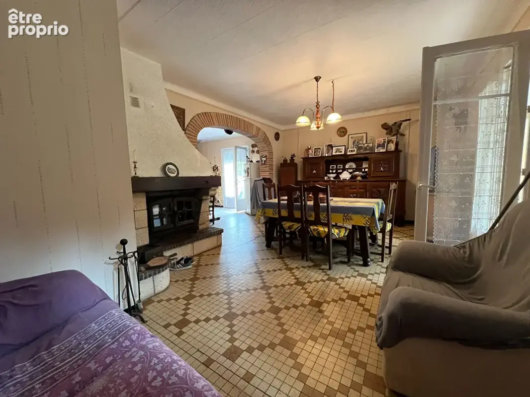 Ensemble immobilier avec dépendances et plus de 3 hectares de terrain - photo 6