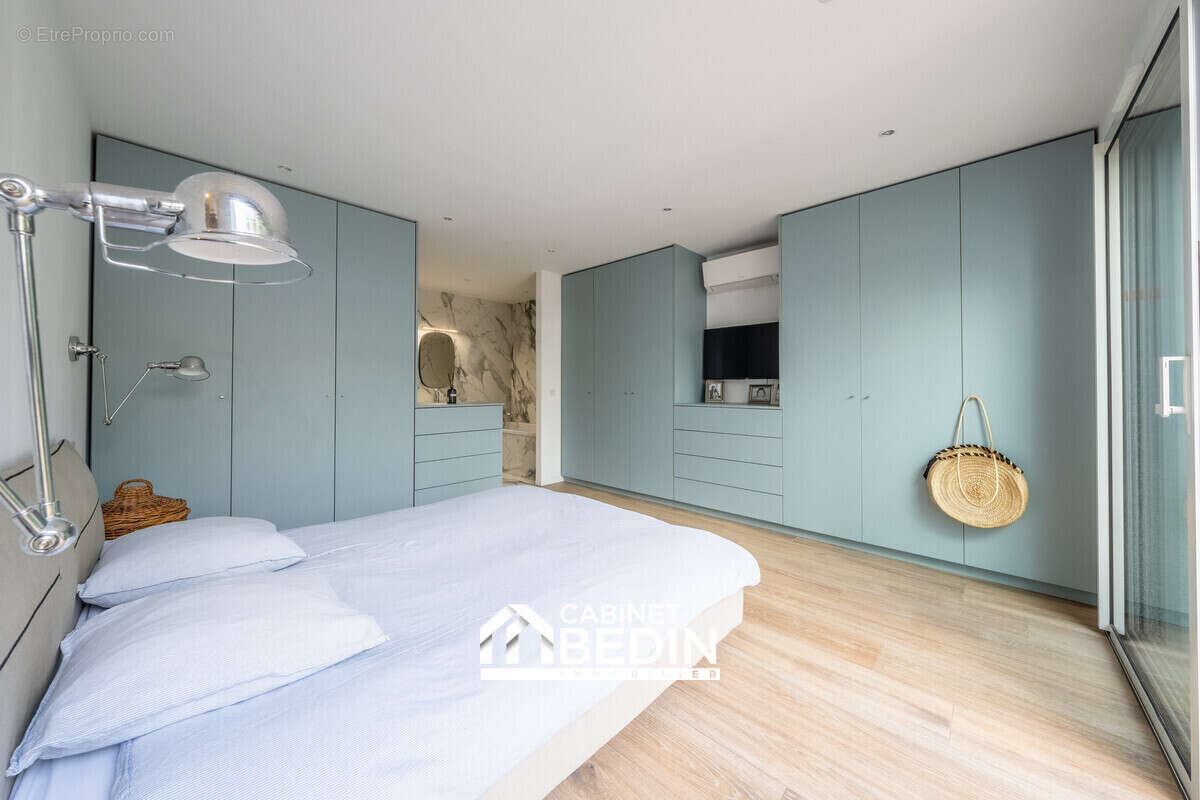 Maison 211 m² à Talence  - photo 6