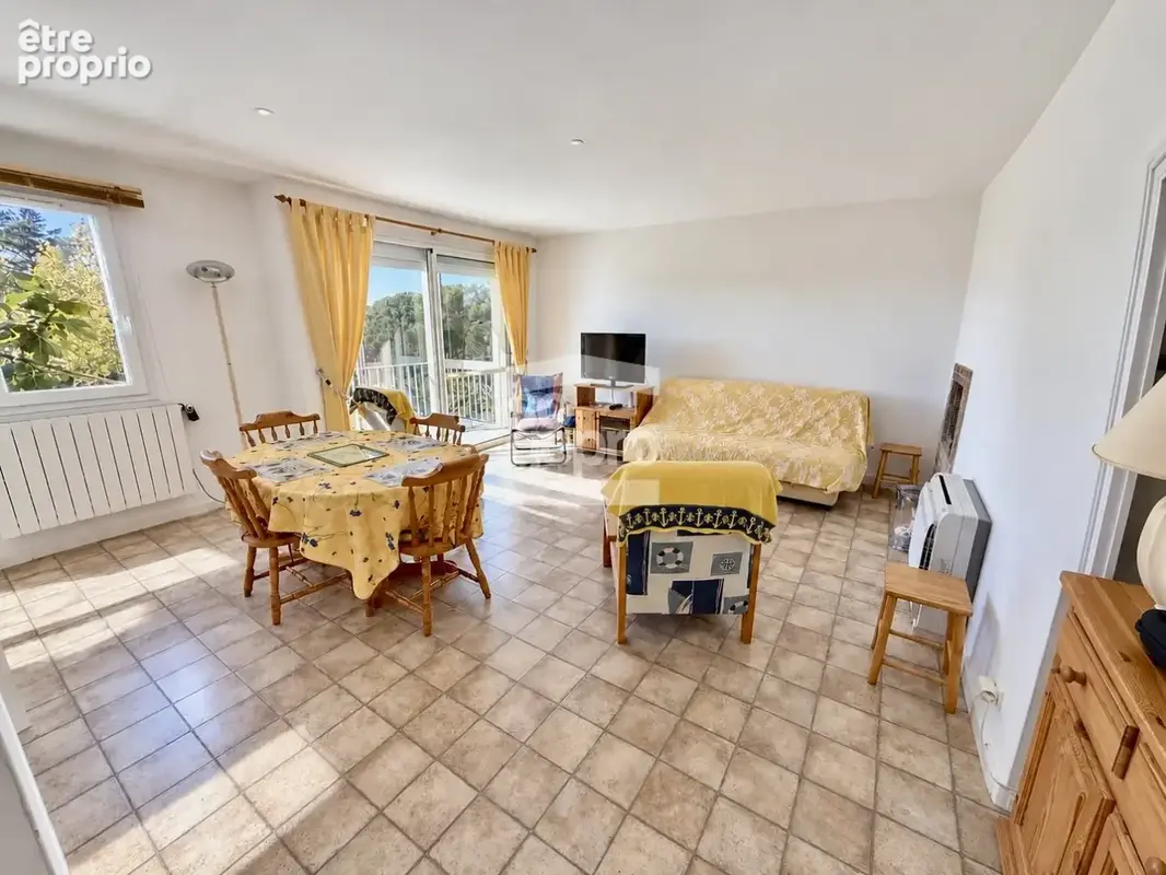 Réf : 2361 - Vente grand 3 Pièces au rez-de-chaussée, secteur Môle ! - photo 4
