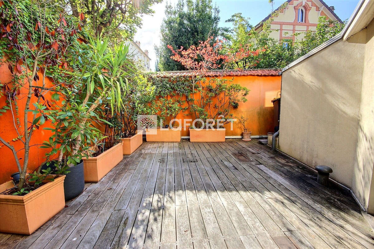 Maison à COURBEVOIE