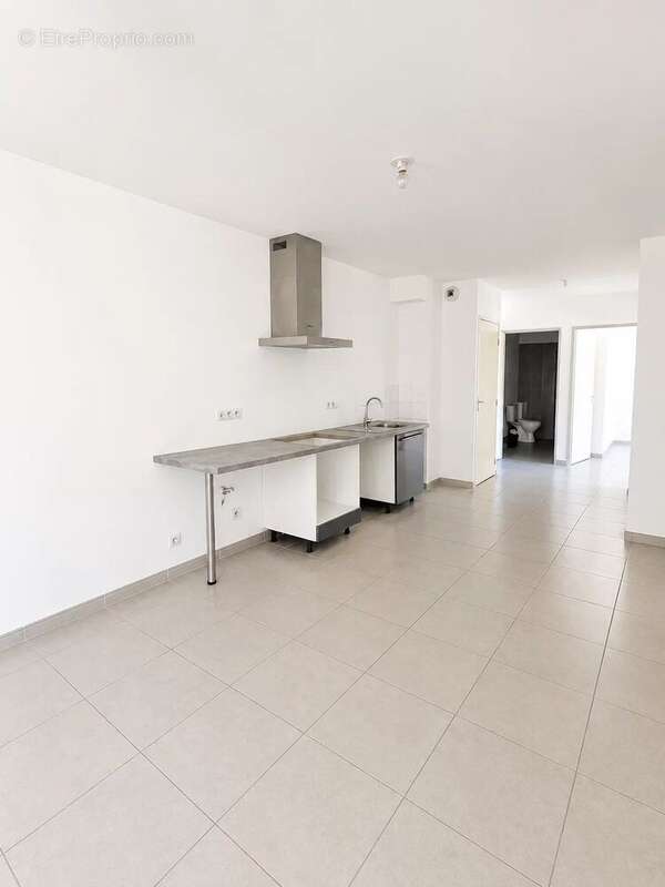 Appartement à POURRIERES