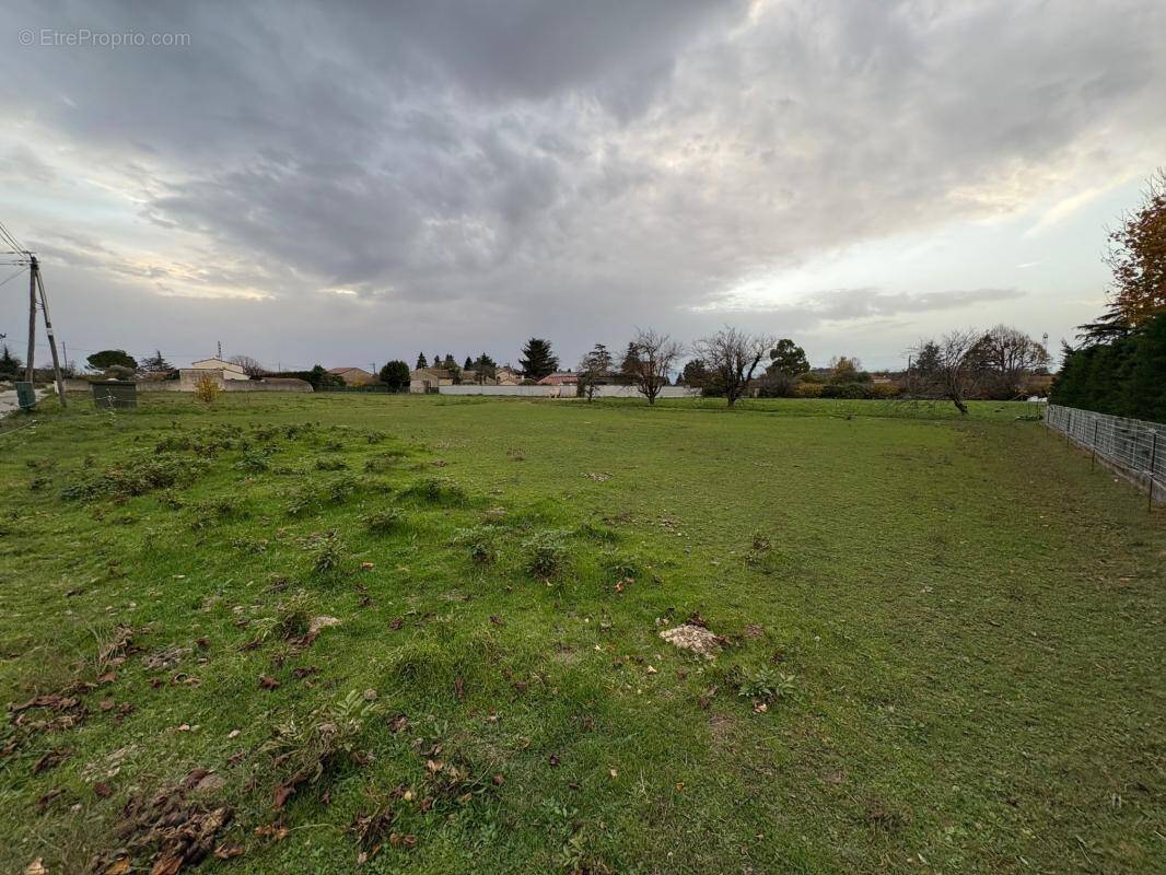 Terrain à MONTMEYRAN