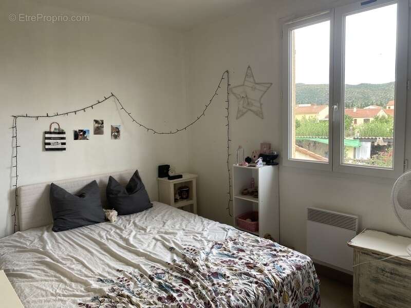Dpt Pyrénées Orientales (66), à vendre BOULETERNERE Maison 5 pièces sur terrain 380 m², terrasse, garage - photo 4