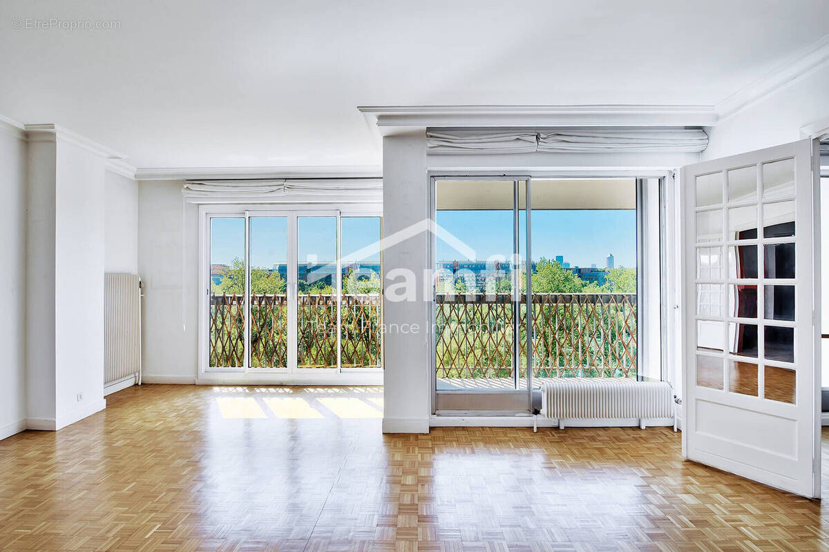 Appartement à CALUIRE-ET-CUIRE