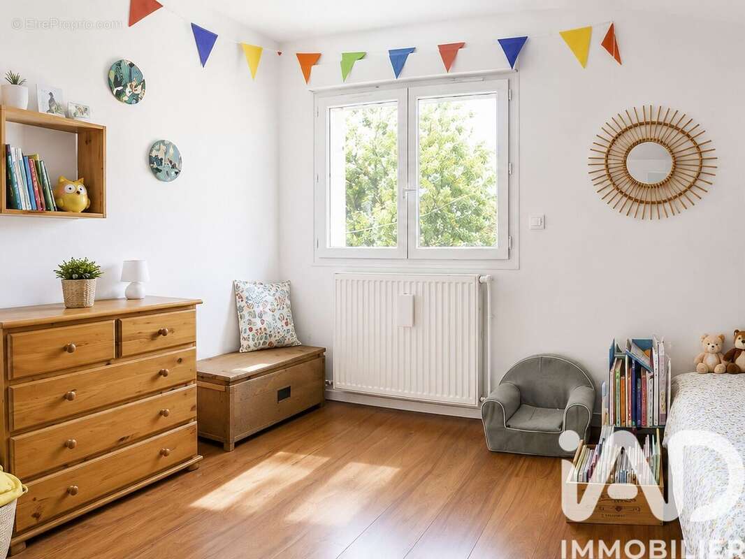 Maison 170 m² à Bagnolet  - photo 7