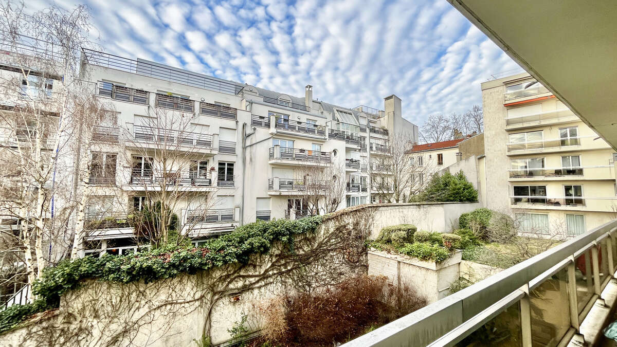 Appartement à PARIS-19E