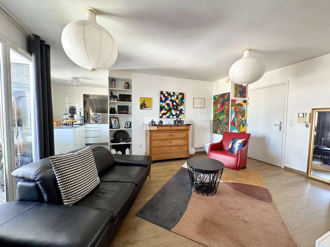 Appartement 3 pièces 74 m² · à Lille · 74 m² · 255 000 €