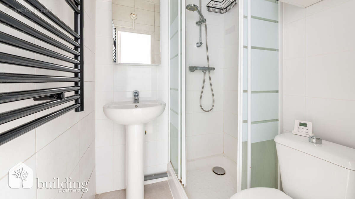 Appartement à LEVALLOIS-PERRET