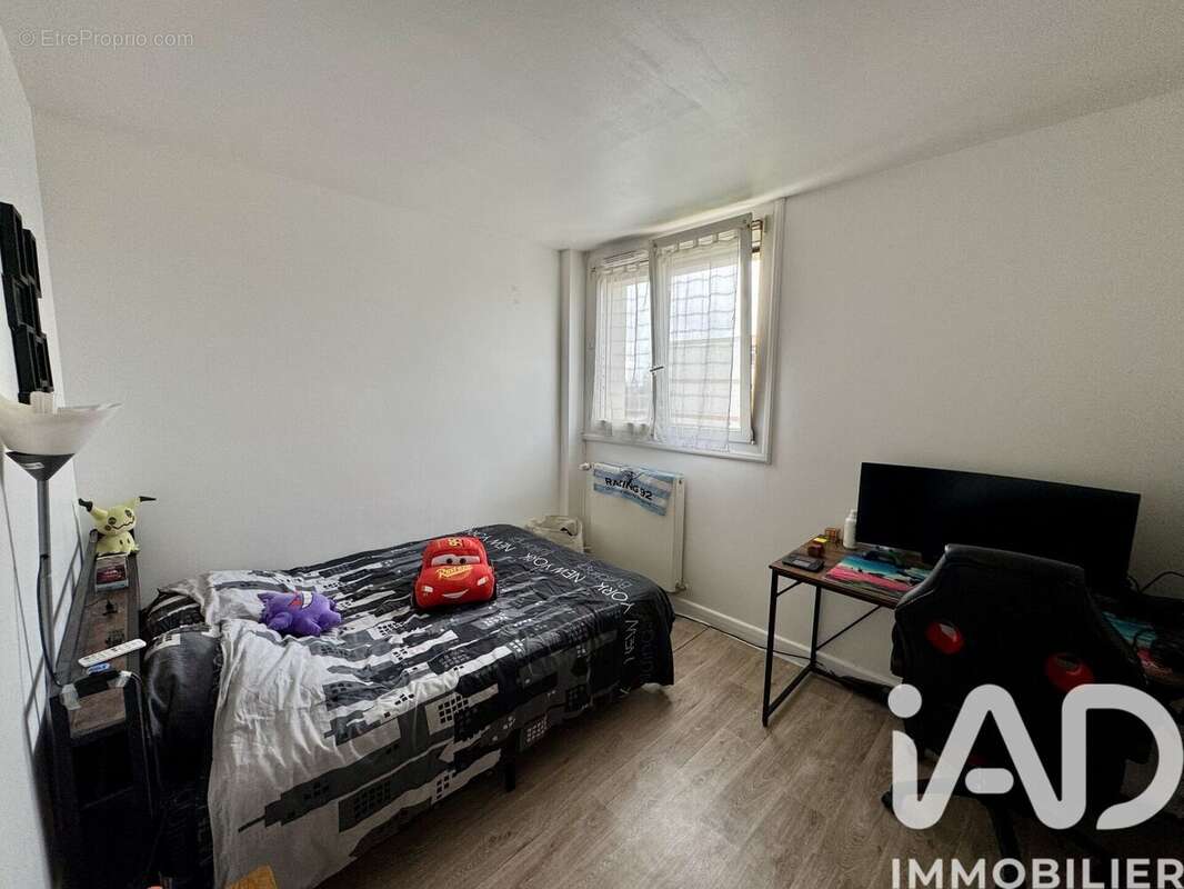Appartement 80 m² à Chilly-Mazarin  - photo 9