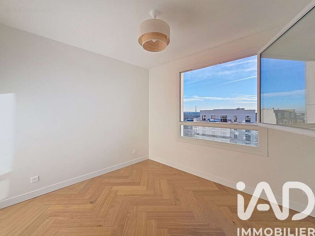 Photo 9 - Appartement à SURESNES