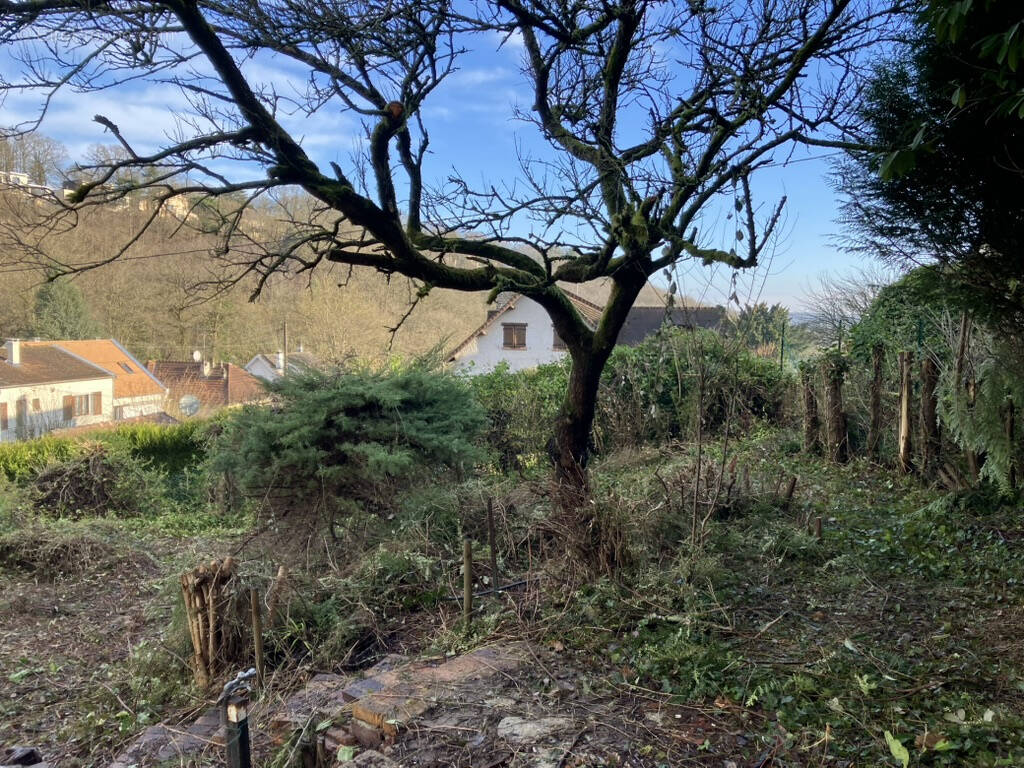 Terrain à GOMETZ-LE-CHATEL