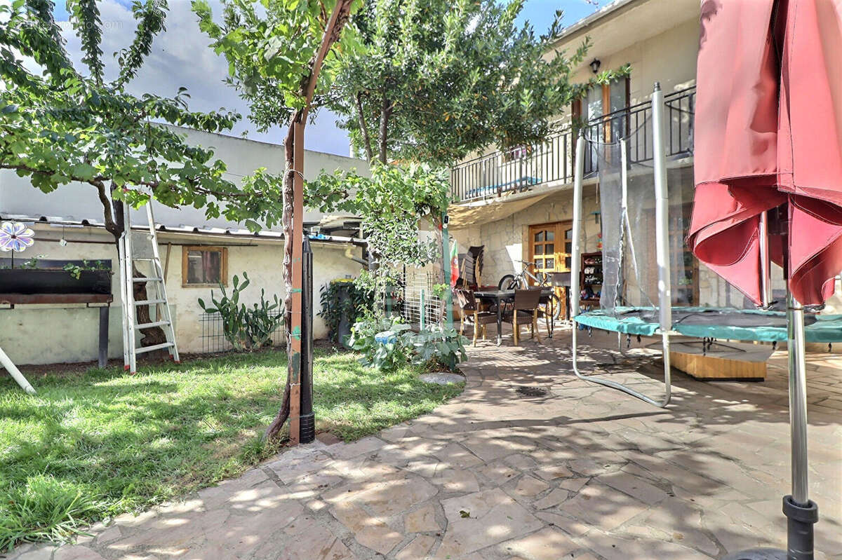 Maison à SAINT-DENIS