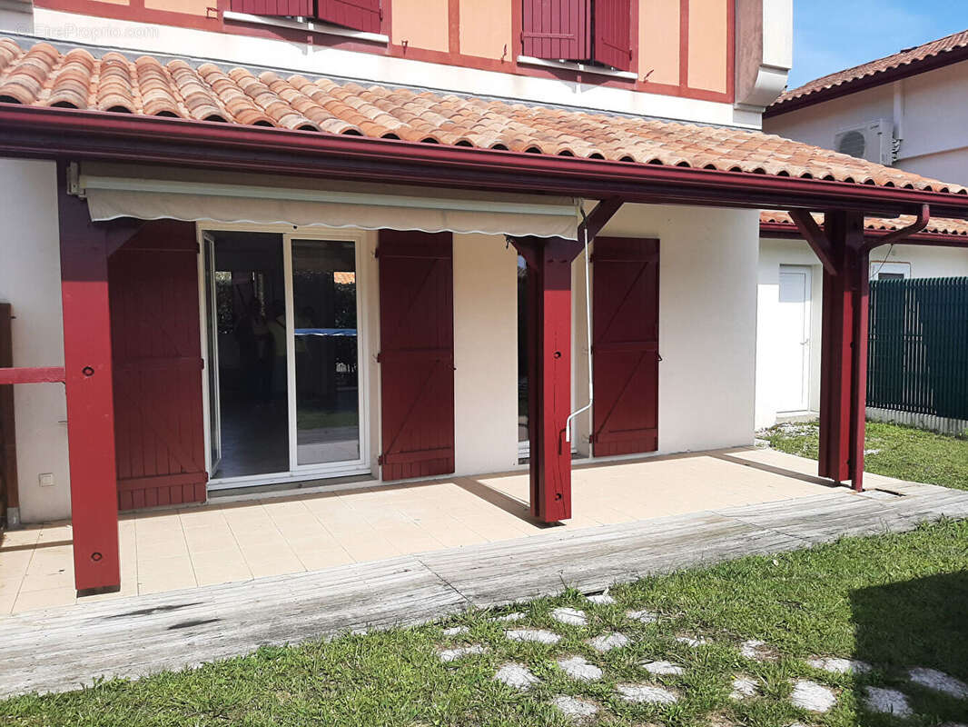 Maison 90 m² à Saint-Martin-De-Hinx  - photo 2