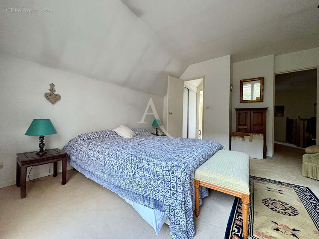 Maison à GIF-SUR-YVETTE