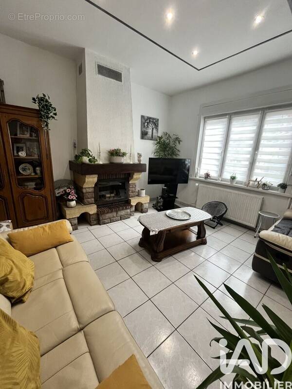 Photo 1 - Maison à SIN-LE-NOBLE