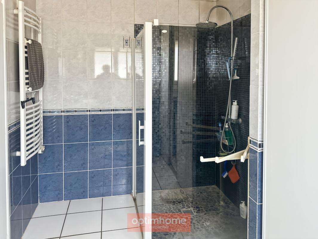 Maison plain-pied 125 M2 habitables, sur sous sol total, proximité tous commerces - photo 17