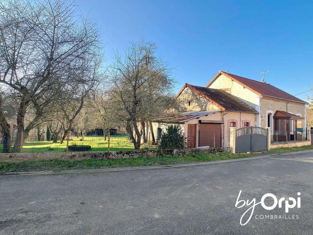 Maison à SAINT-ELOY-LES-MINES
