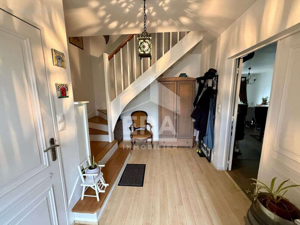 Maison à VILLEPREUX