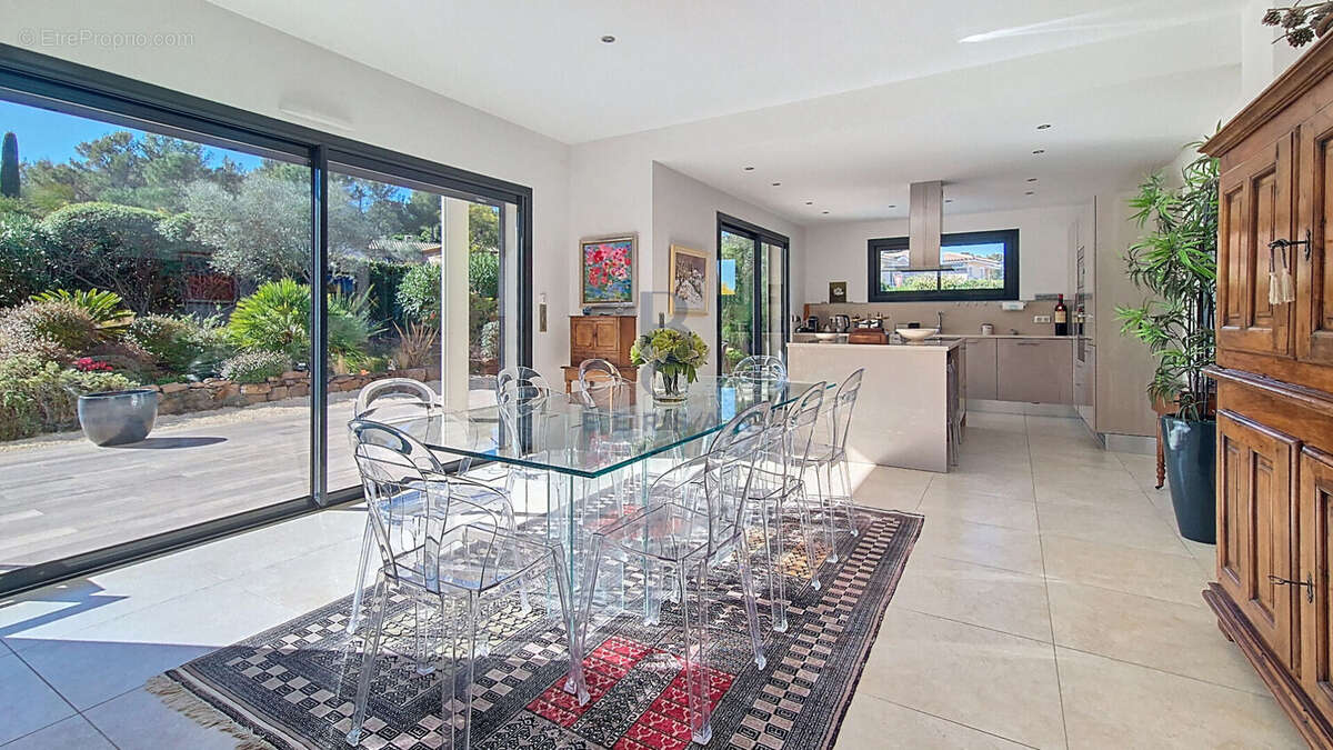 Maison à SAINT-RAPHAEL