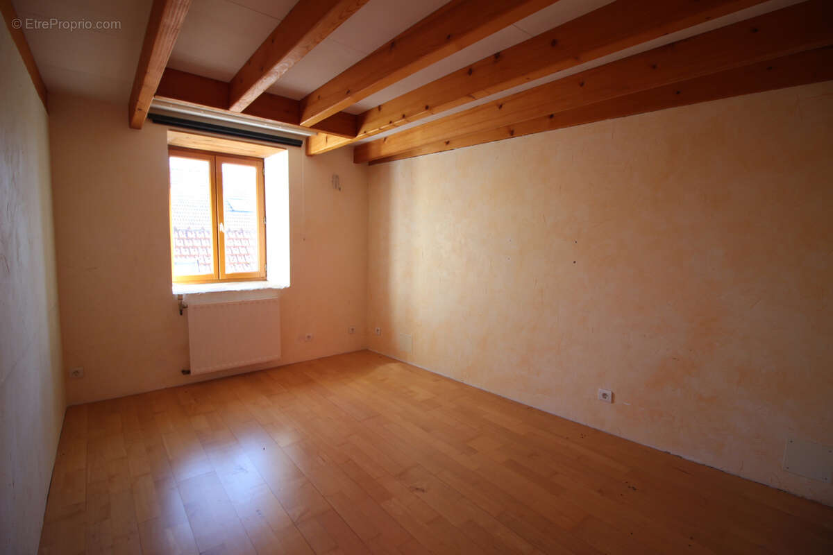 Maison à VILLARS-FONTAINE