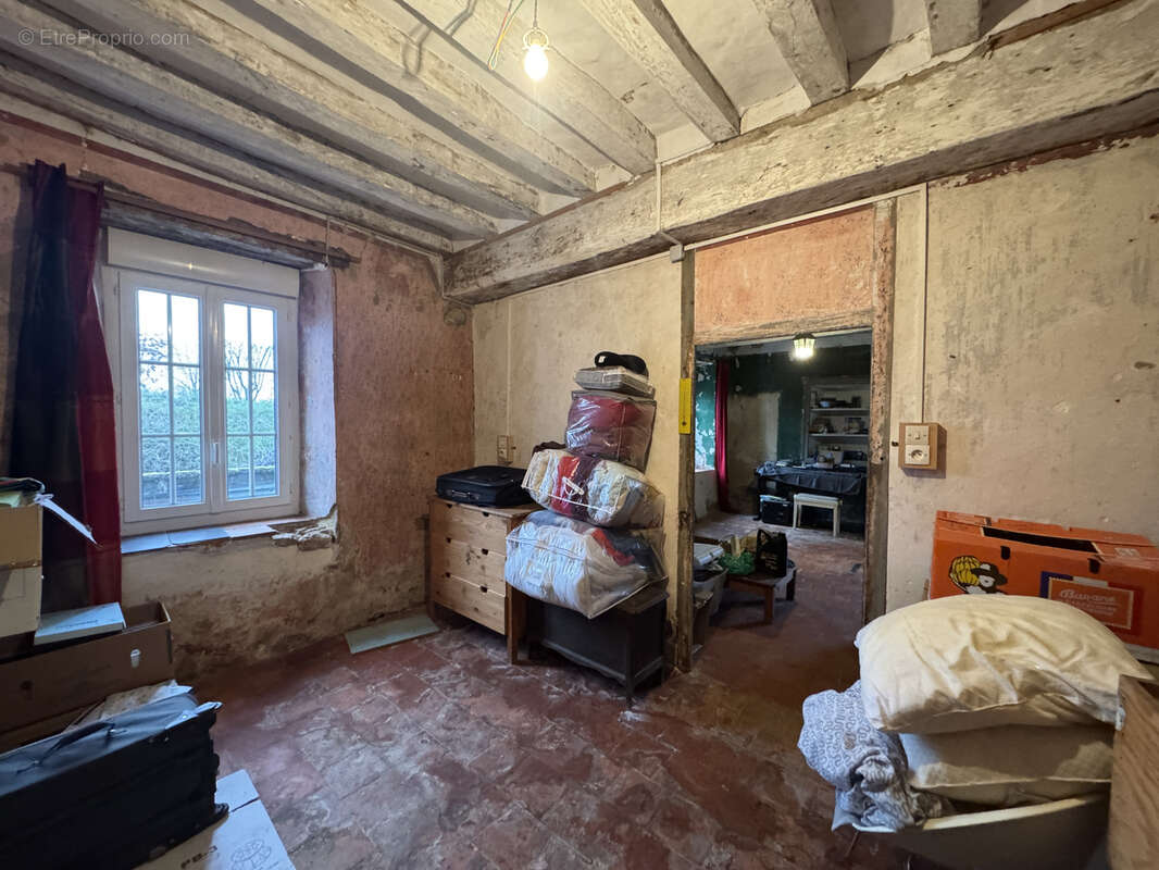 Maison à NEUVILLALAIS