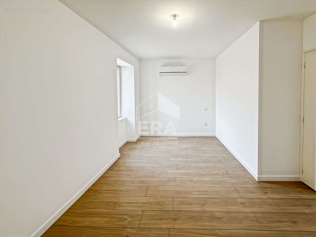 Maison à CHATEAURENARD