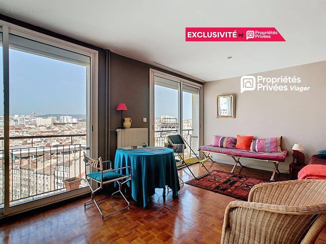 Appartement à MARSEILLE-1E
