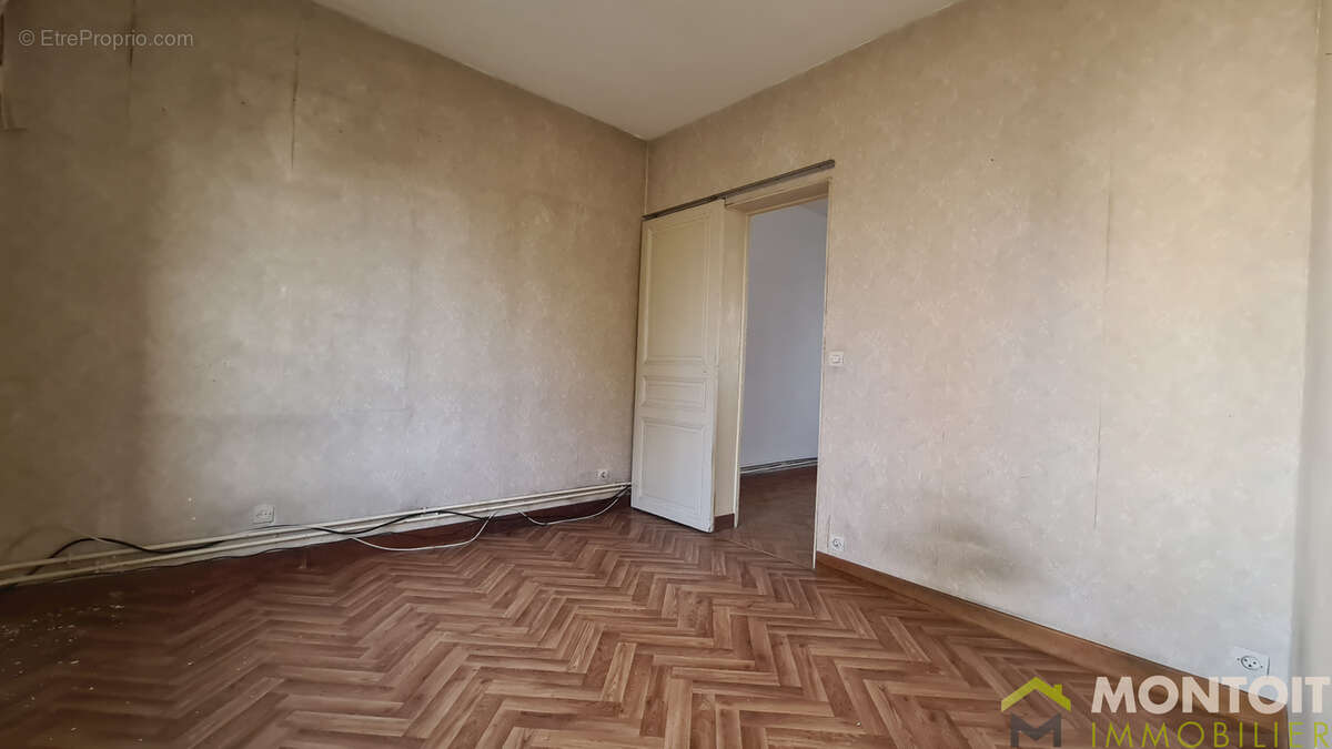 Appartement à THIAIS
