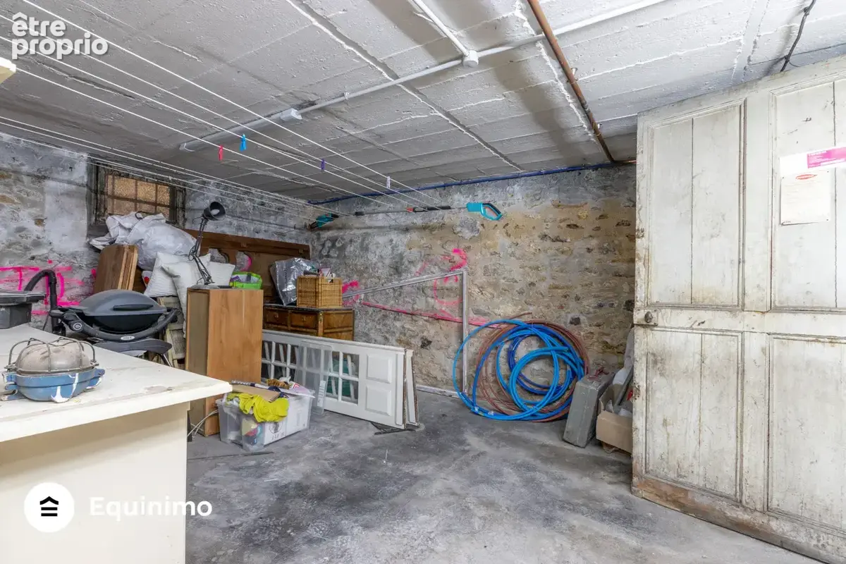 Maison individuelle de 258m2, avec terrasses et jardin, située rue Trouillet Derel - photo 27