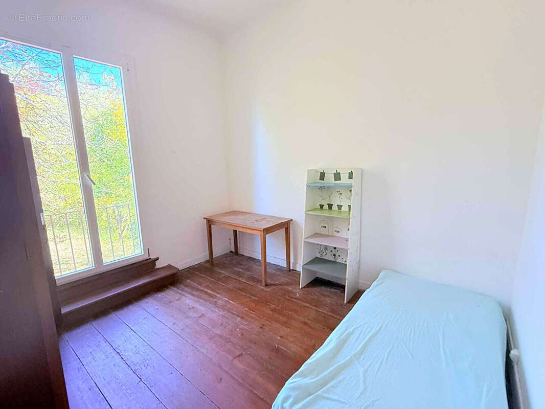 Maison à AMBARES-ET-LAGRAVE