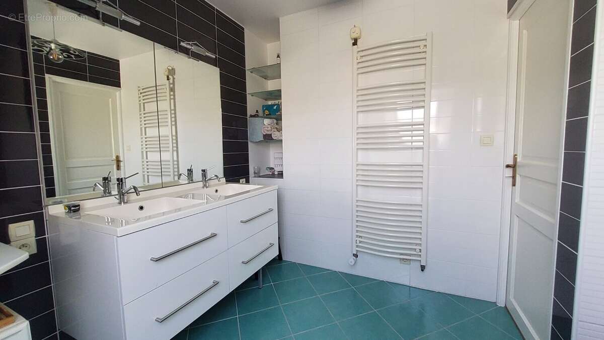 Maison à BAIN-DE-BRETAGNE