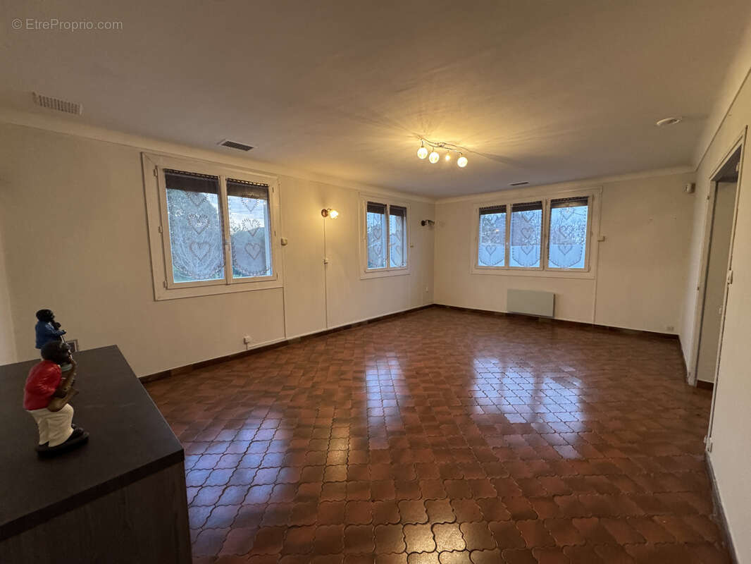 Maison à MOULEYDIER