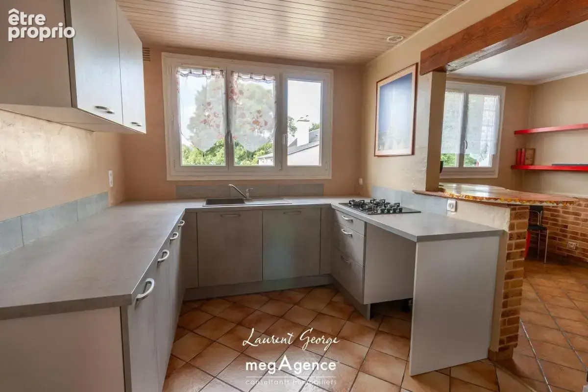Maison familiale, jardin, garage double - photo 5