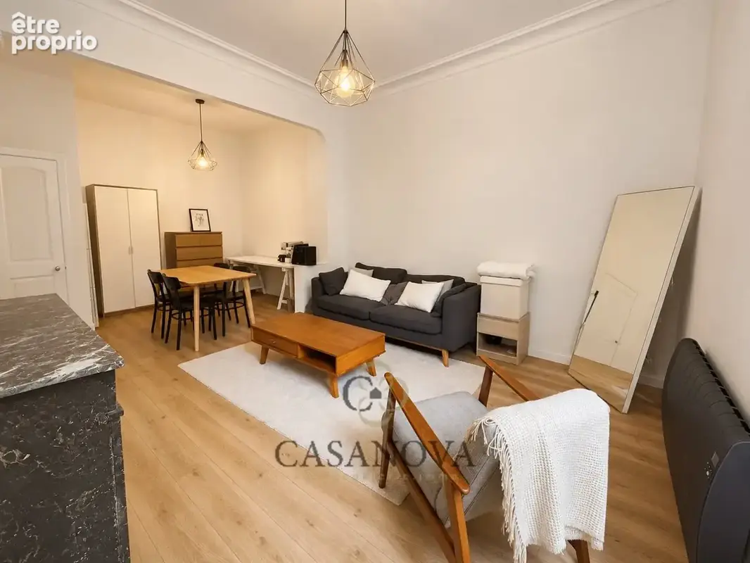 Appartement 2 pièces de 54 m² avec balcon au cur de l'Écusson à Montpellier - photo 4
