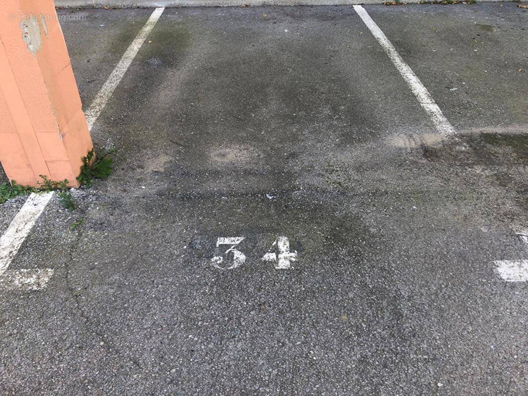 Parking à AGDE