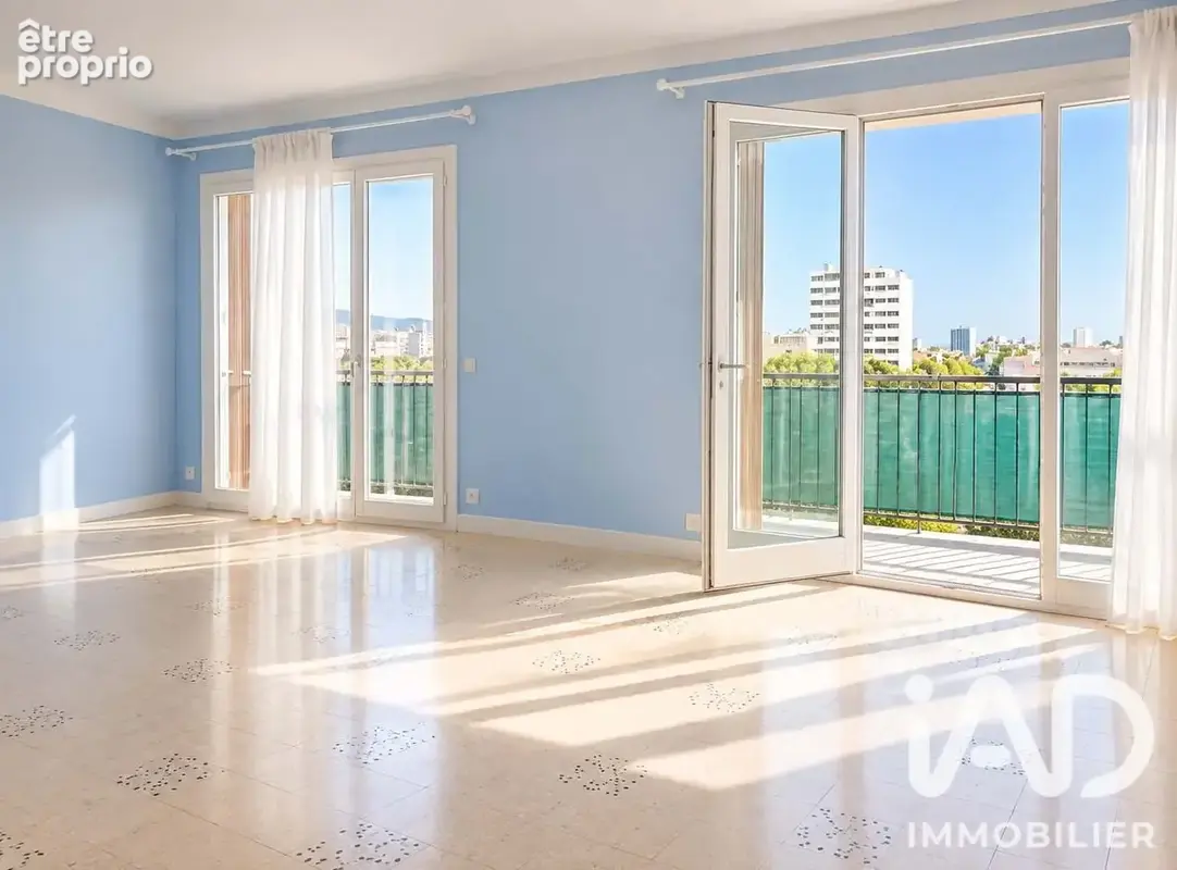Photo 1 - Appartement à TOULON