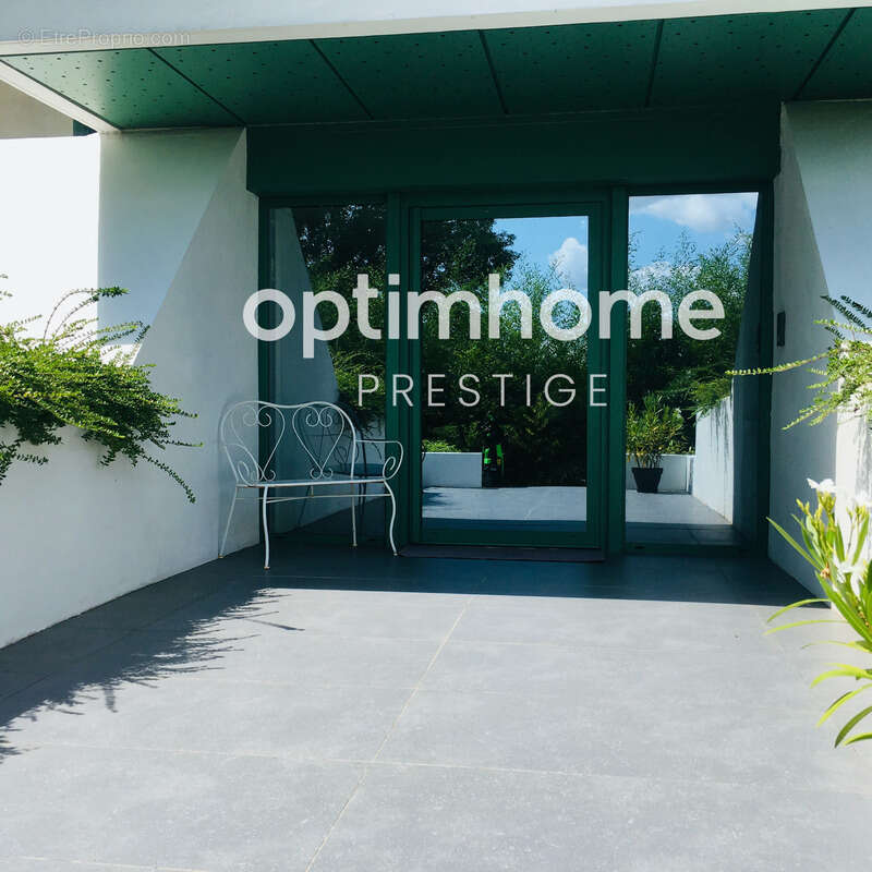 Maison à FONTAINEBLEAU