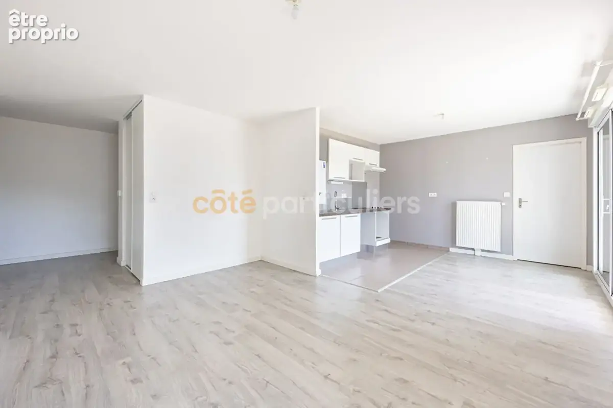 Sautron -- appartement de 65m2 -- balcon -- parking - photo 4