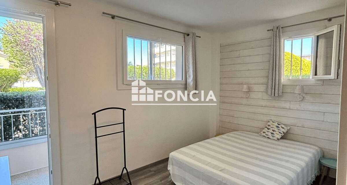 Appartement à SIX-FOURS-LES-PLAGES