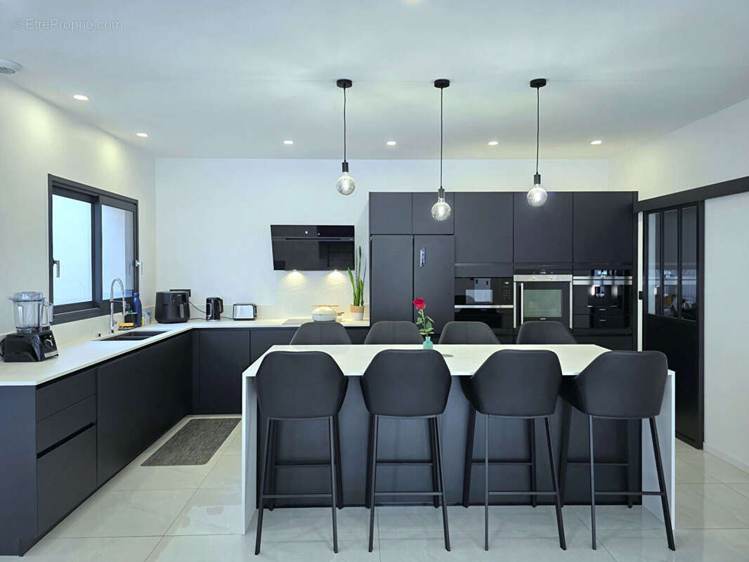 Maison à ROMANS-SUR-ISERE