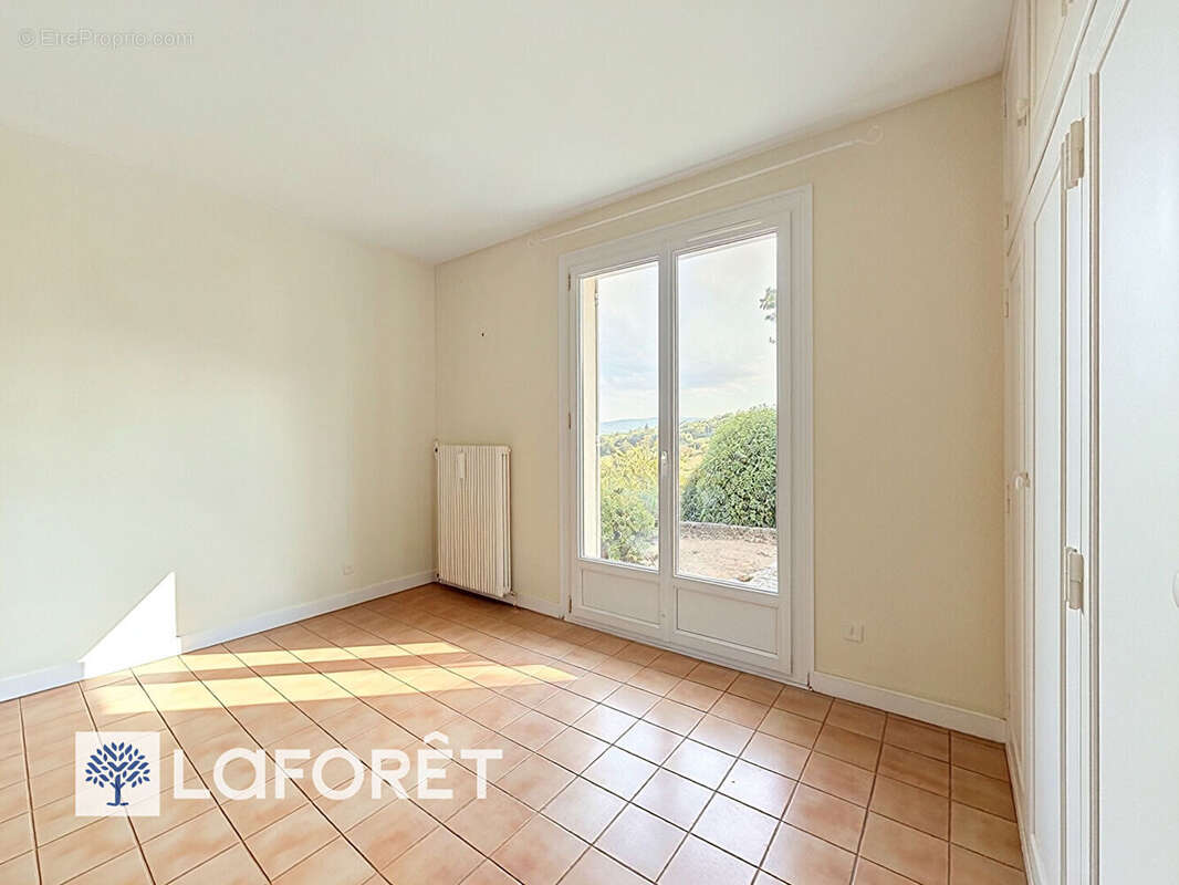 Maison traditionnelle de 104 m² avec sous-sol complet, terrain de 1 980 m² et très belle vue , Saint-Jean-des-Vignes - photo 7