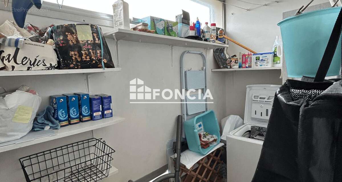 Appartement à MONT-SAINT-AIGNAN