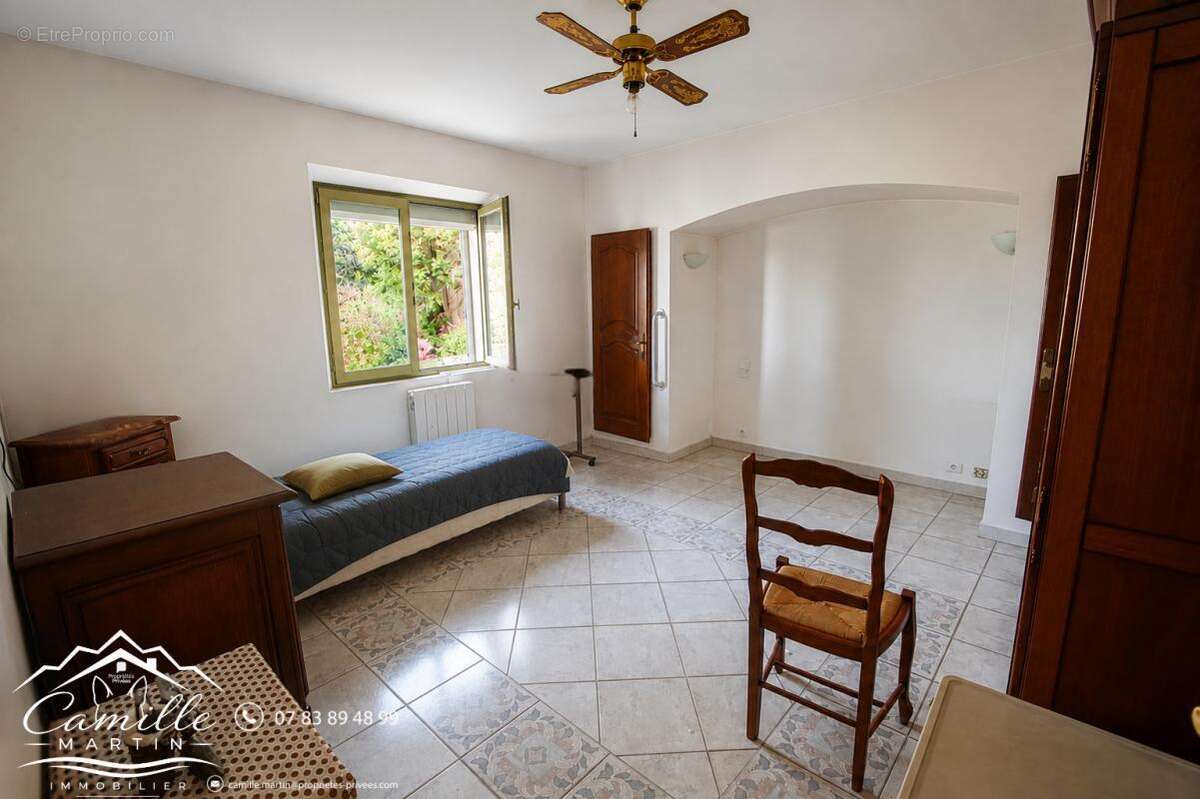 Appartement Saint Raphael 4 pièce(s) 108.16 m2 - photo 8