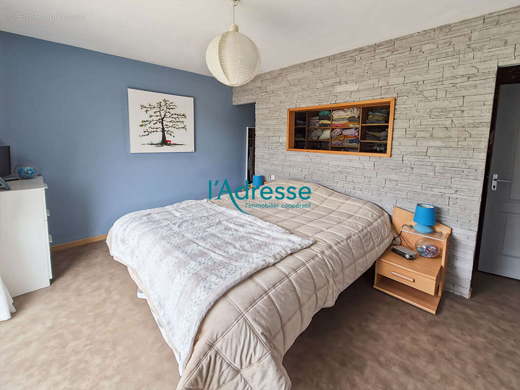 Maison à LA CHAUSSAIRE