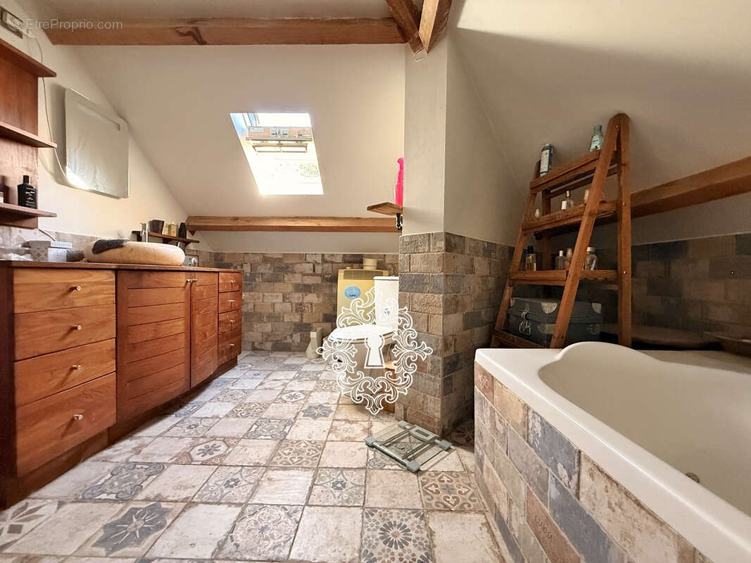 Maison à DONNEMARIE-DONTILLY