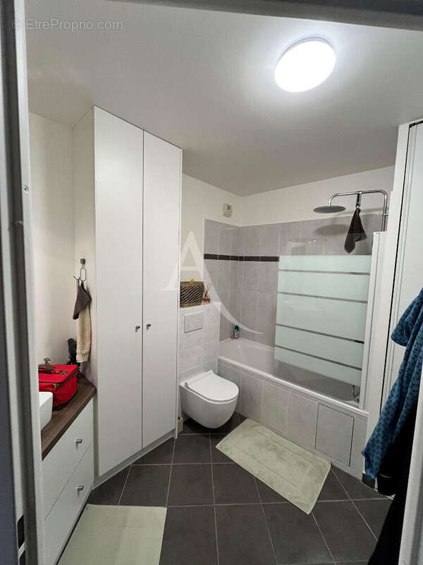 Appartement à ISSY-LES-MOULINEAUX