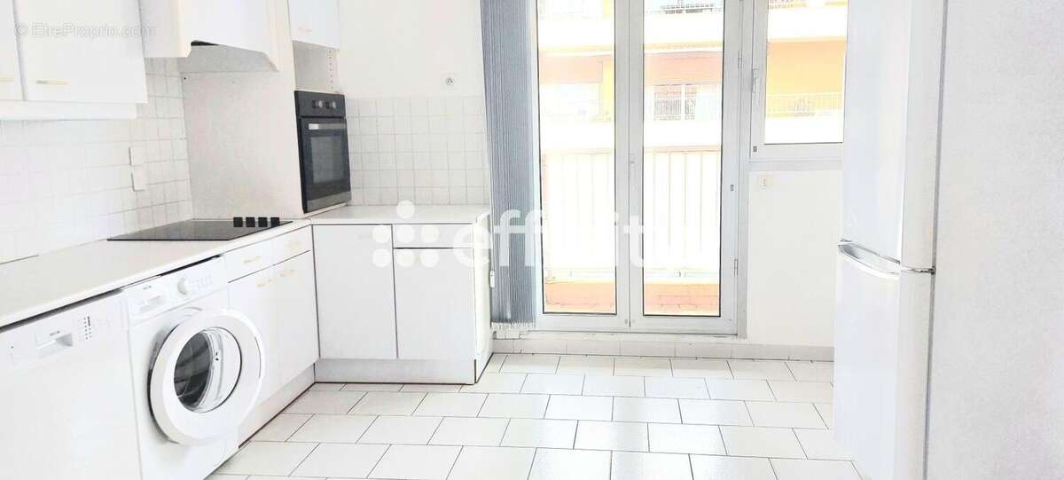 Appartement à SAUSSET-LES-PINS