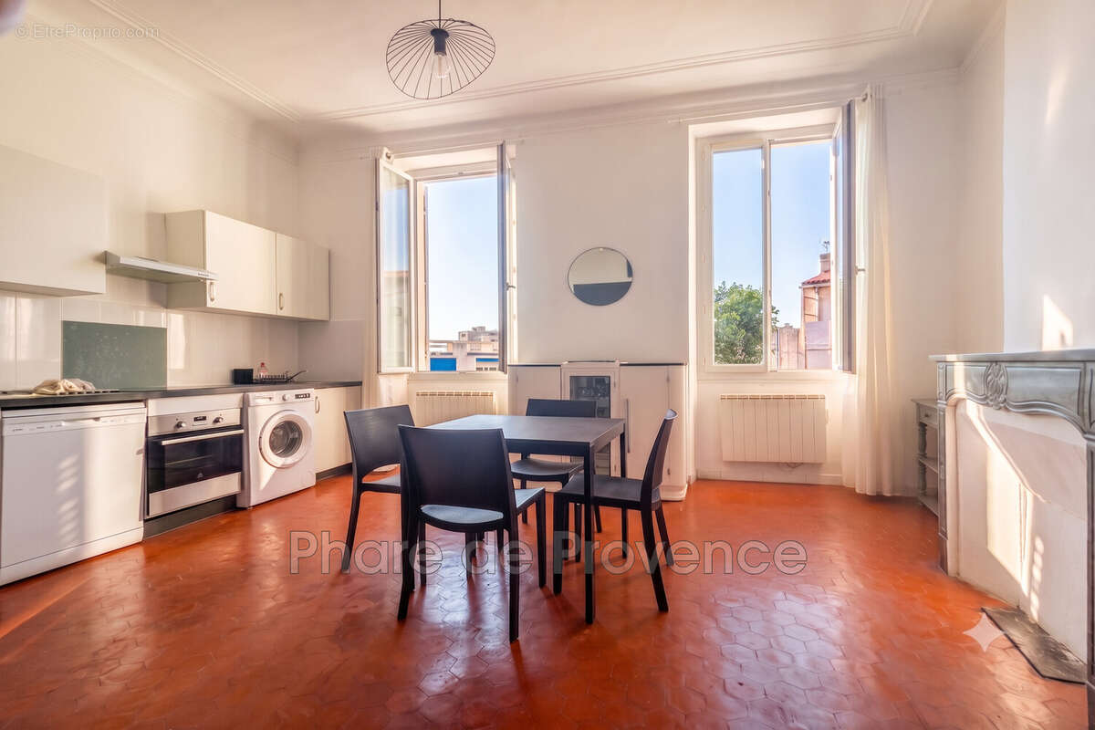 Appartement à Marseille-2e  - photo 3