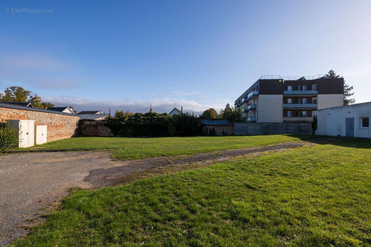 Terrain à CONCHES-EN-OUCHE