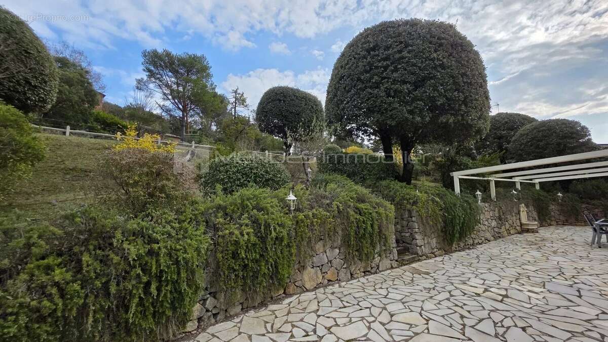 Villa dans domaine saint pierre de tourtour - photo 24